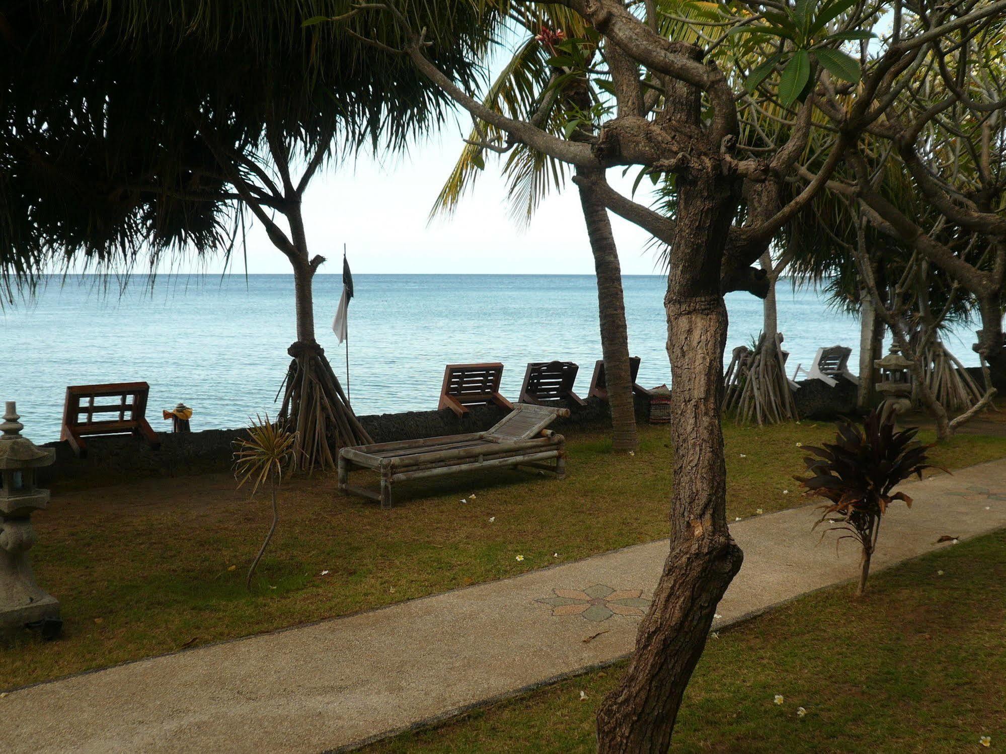 Vienna Beach Resort Amed  Exterior photo