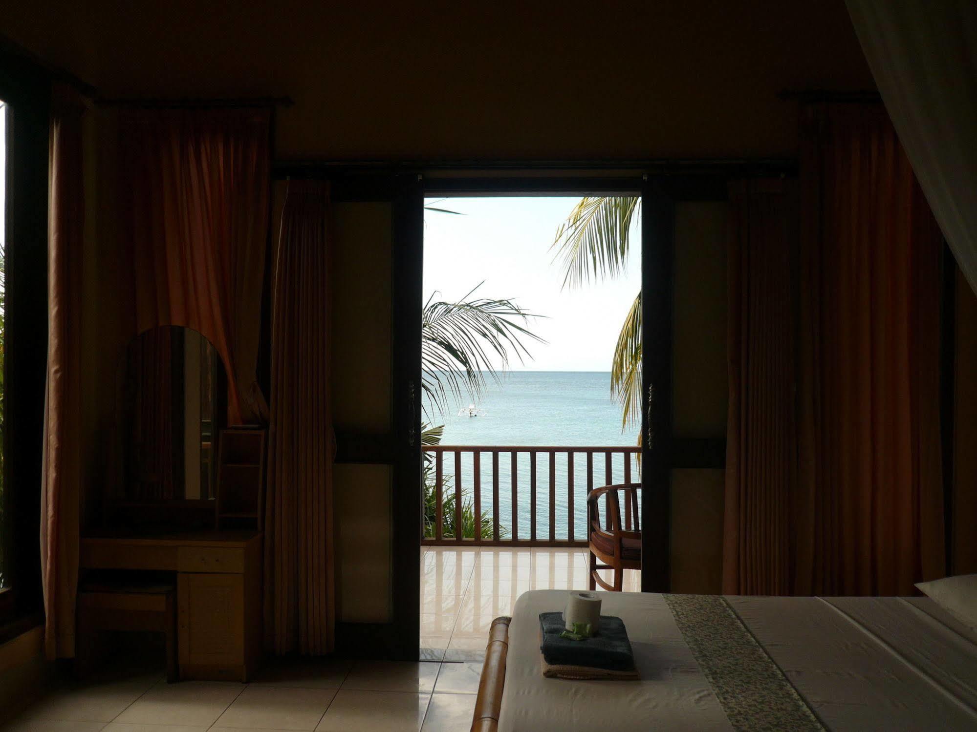 Vienna Beach Resort Amed  Exterior photo